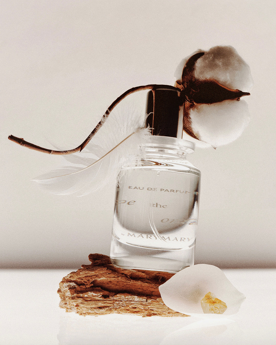 Ein Parfum, das deine Haut zu ihrem macht.